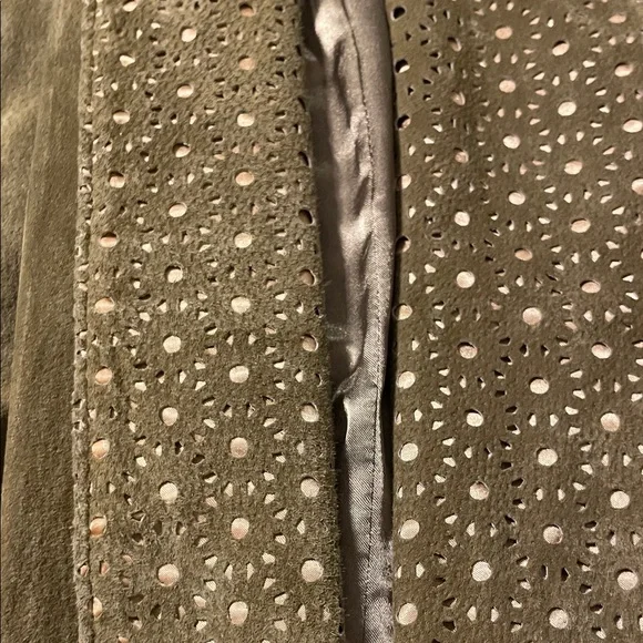 IMAN Olive Green Suede Open-Front Blazer with Embellished Collar 💯 leather - Picture 5 of 8